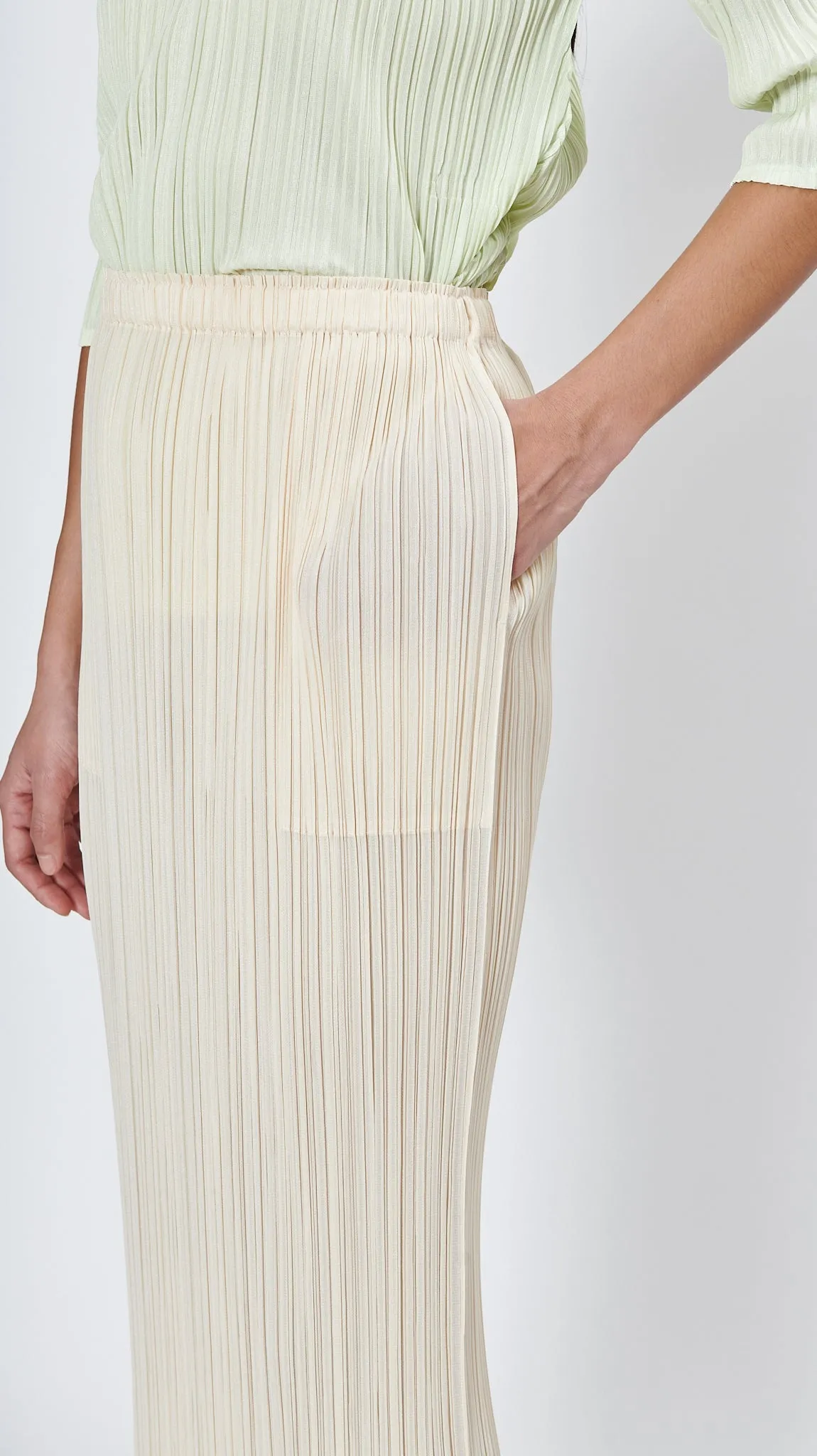 New Colorful Basics Skirt 3 in Light Beige
