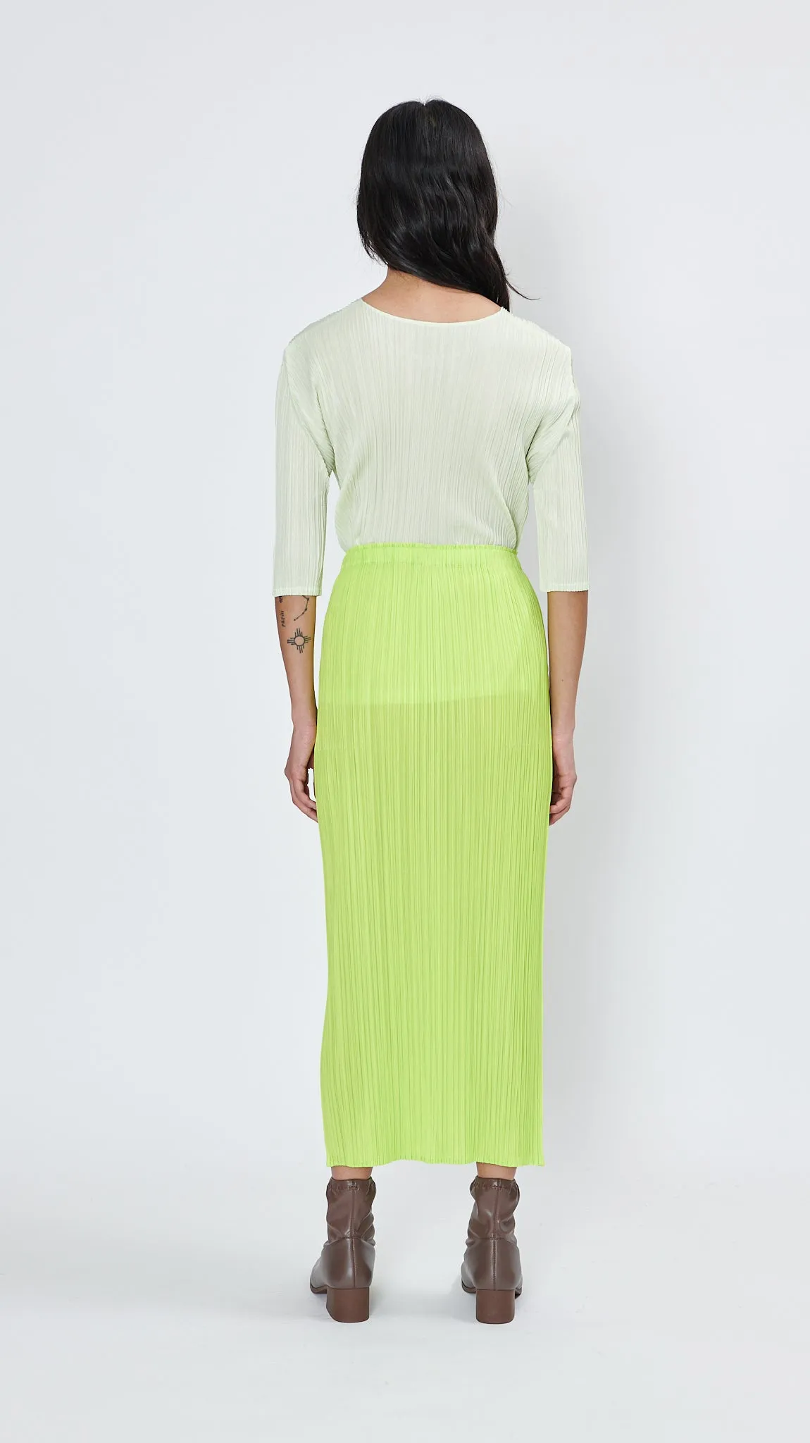 New Colorful Basics Skirt 3 in Yellow Green